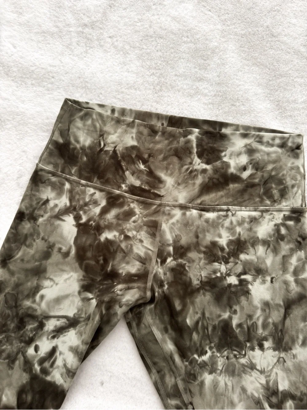 Lululemon Align High-Rise Pant 25” Diamond Dye Light Sage Medium Olive Size 12